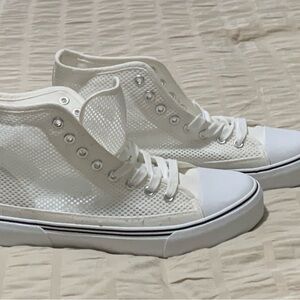 White High-Top Women's Sneakers